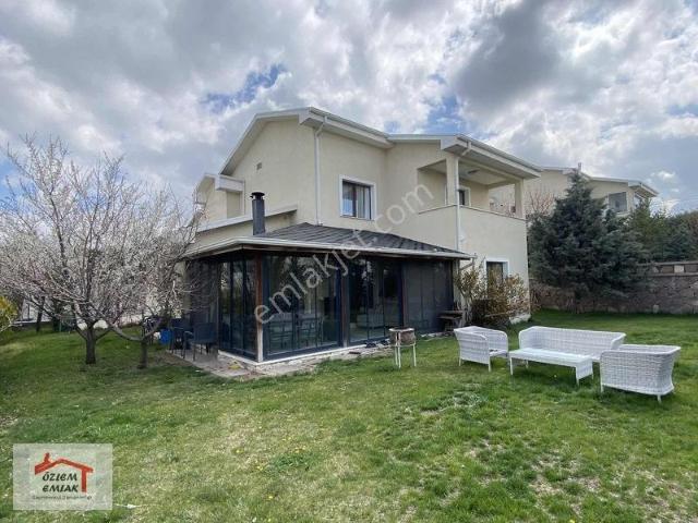 Gölbaşi, Ankara içerisinde satılık Villa
