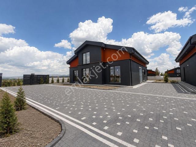 Gölbaşi, Ankara içerisinde satılık Villa