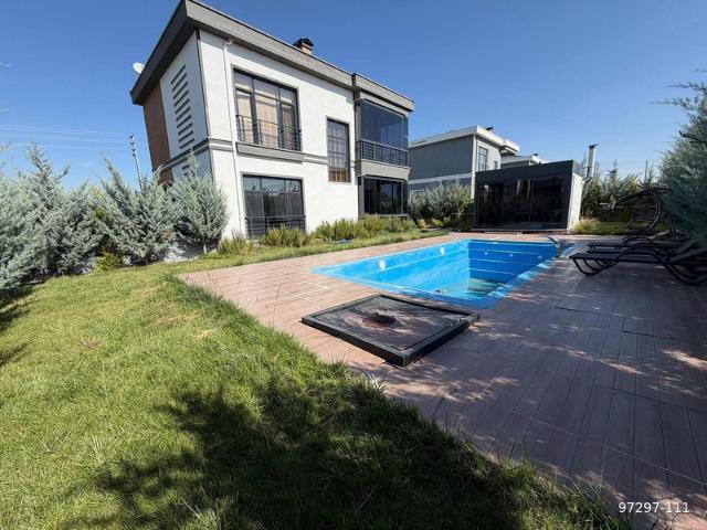 Eymir Mahallesi, Gölbaşı içerisinde satılık Villa
