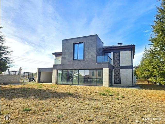 Gölbaşi, Ankara içerisinde satılık Villa