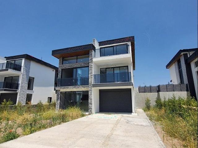 Ankara Merkez içerisinde satılık Villa