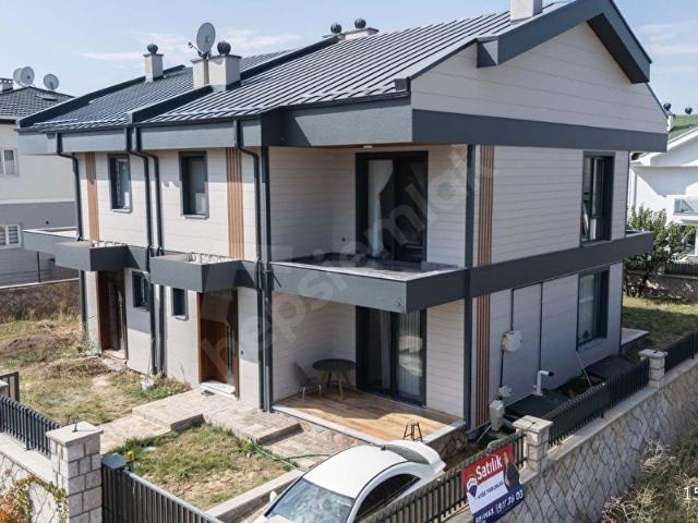 Kızılcaşar Mahallesi, Gölbaşı içerisinde satılık Villa