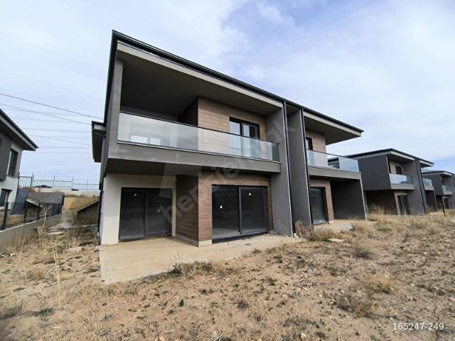 Gölbaşi, Ankara içerisinde satılık Villa