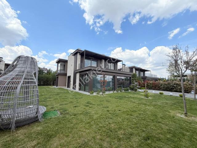 Gölbaşi, Ankara içerisinde satılık Villa