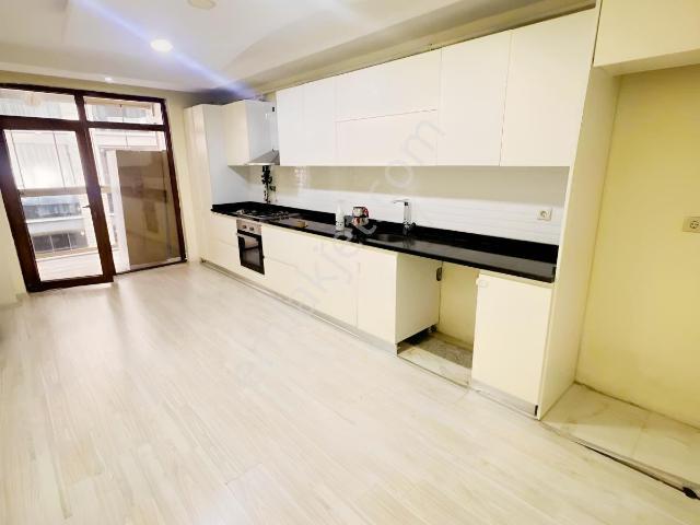 Van, İpekyolu içerisinde kiralık mülk