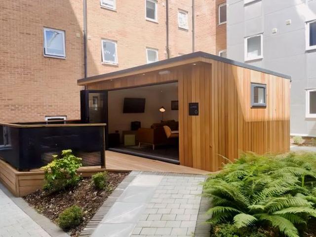 Room for rent in Calderstones