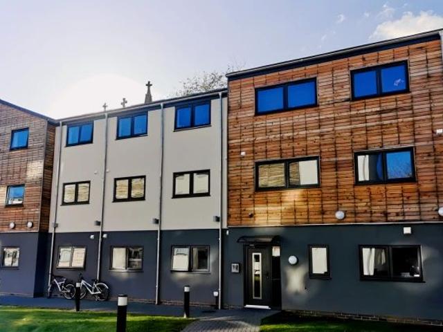 Room for rent in Elmfield, Leicestershire