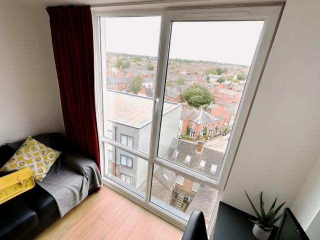 Studio for rent in Bede Island, Leicester