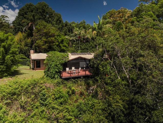 Townhouse for sale in Tamborine Mountain, Queensland