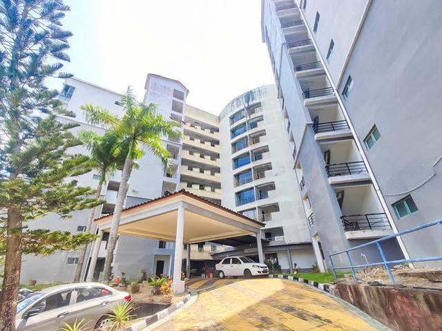 Apartment for sale in Malaka