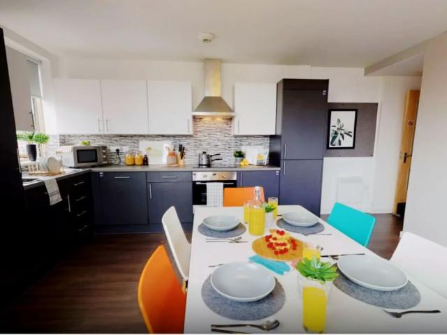 Room for rent in Royal Borough of Kingston upon Thames, Greater London