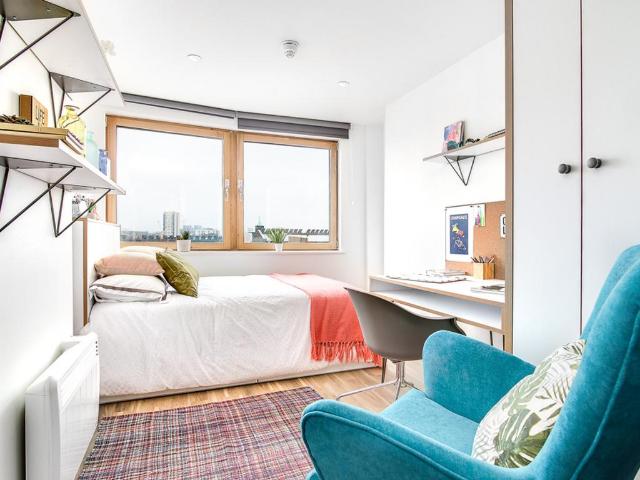 House for rent in Sands End, Greater London