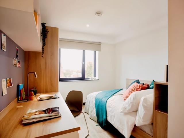 Room for rent in Hillfields, West Midlands