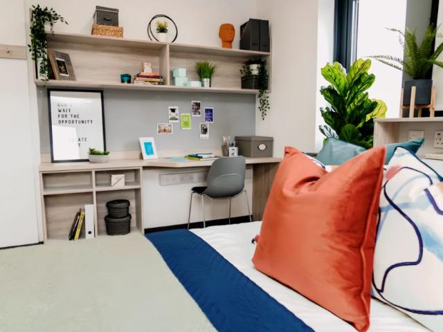 Room for rent in City Centre, South Yorkshire