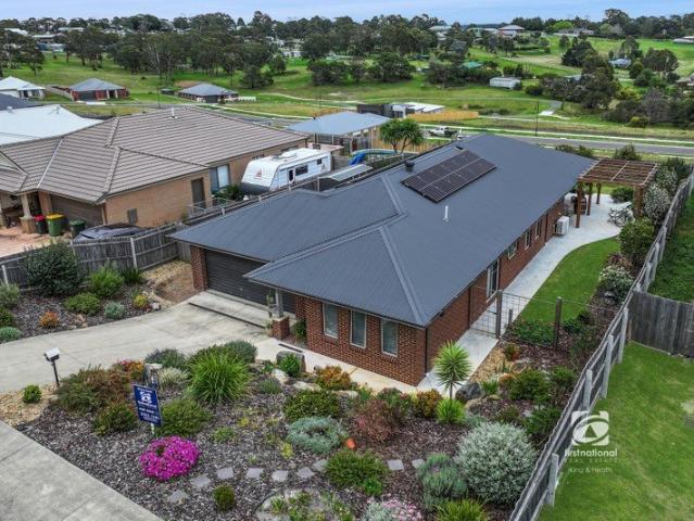 House for sale in Lake Bunga, Lakes Entrance