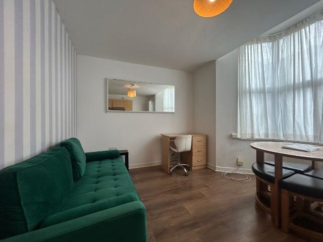 Apartment for rent in Falcon Lodge, Wales