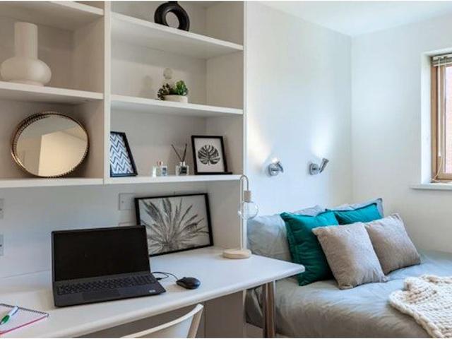 Studio for rent in Dulwich Village, Greater London