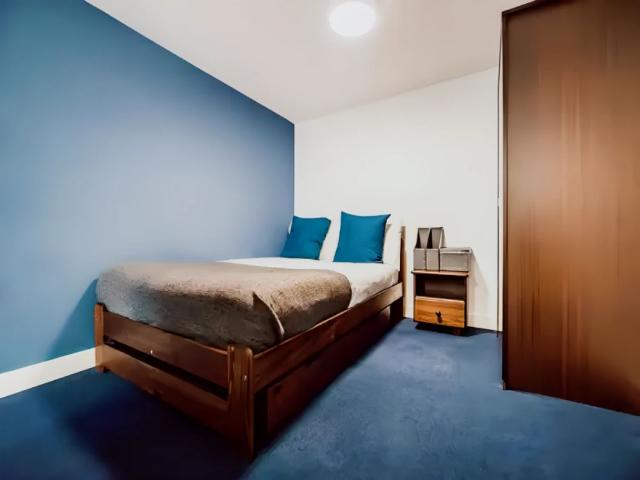 Studio for rent in Stoke, Stoke-on-Trent