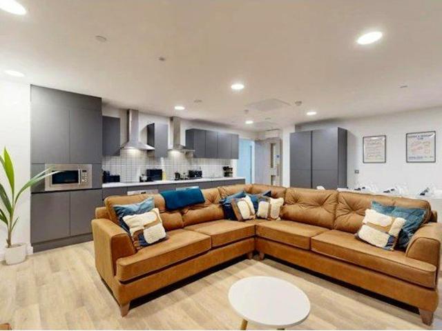 Studio for rent in Haddon, East Midlands