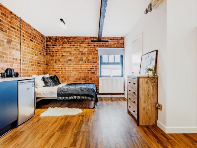 Studio for rent in New Boultham, Brayford