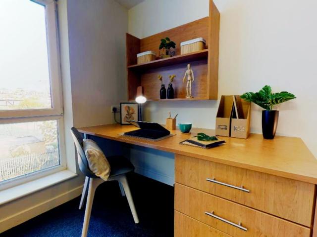 Studio for rent in New Boultham, Brayford