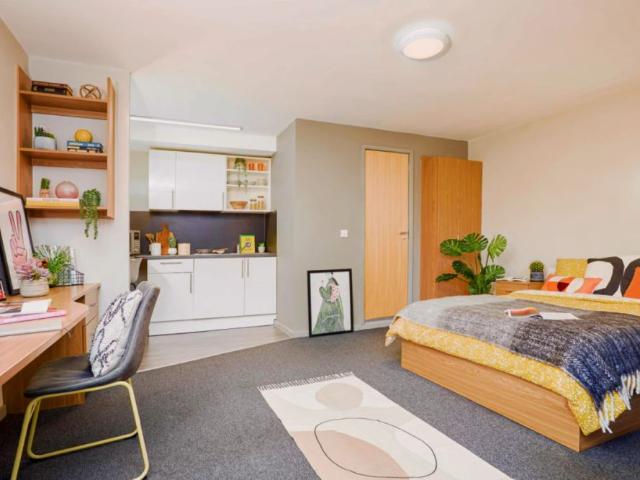 Studio for rent in Park Central, Birmingham