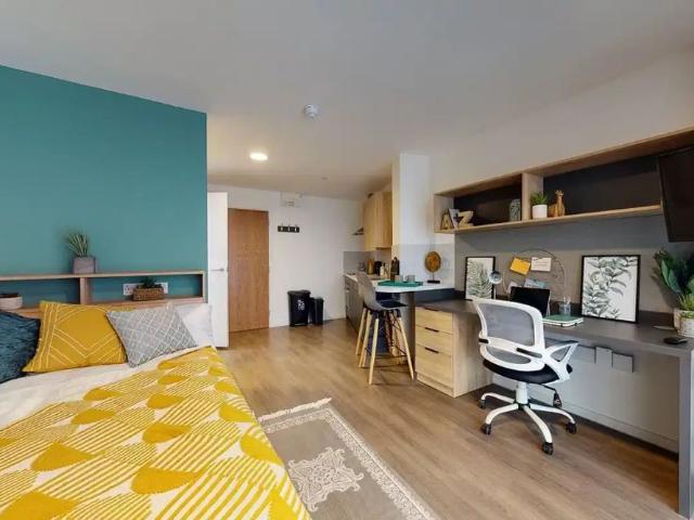 Studio for rent in Hillfields, West Midlands