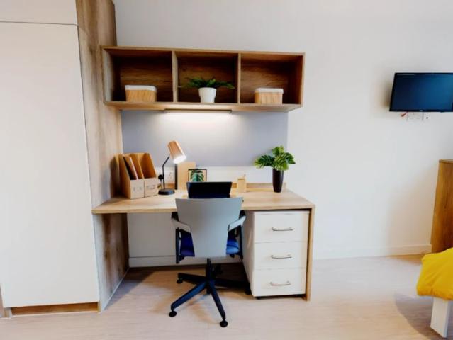 Studio for rent in Blythswood Hill, Scotland