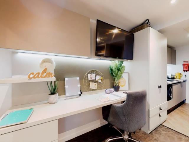Studio for rent in Hulme, Georgia