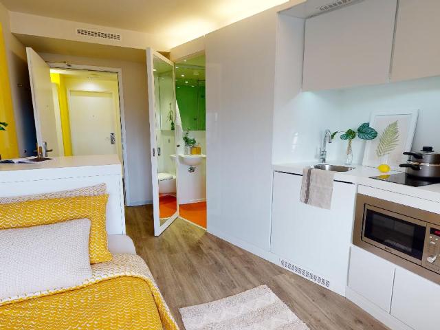 Room for rent in Mile End, Greater London