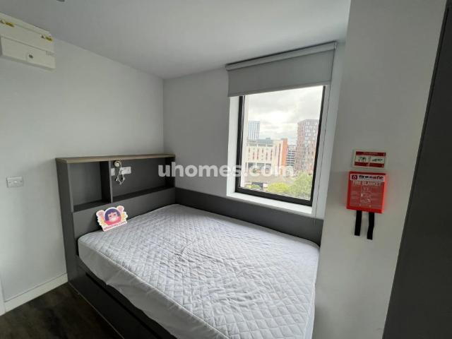 Studio for rent in Hillfields, West Midlands