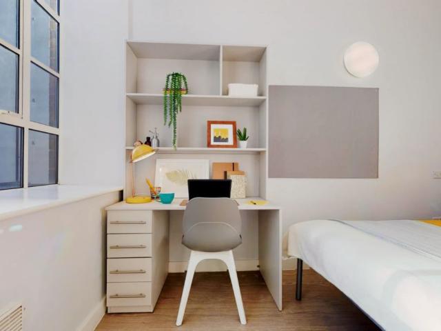 Studio for rent in Digbeth, West Midlands