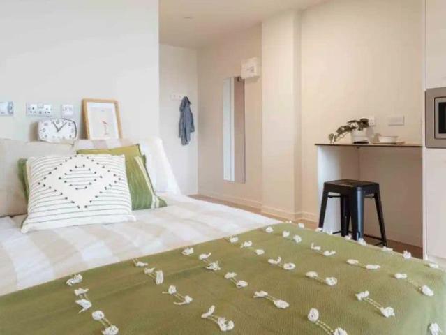 Studio for rent in Westwood Heath, West Midlands