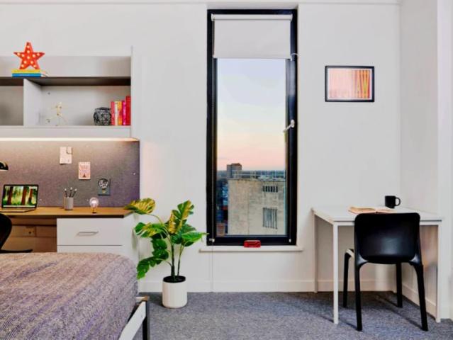 Studio for rent in Lakenham, East Bank