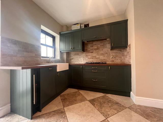 House for rent in Caerleon, Wales