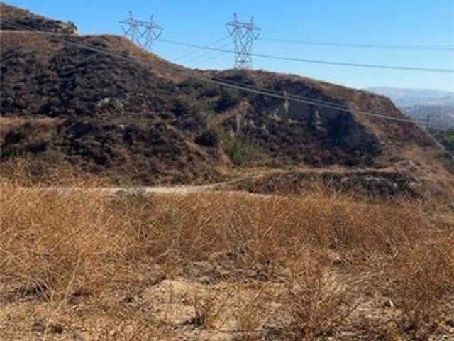 Land for sale in Canyon Country, California
