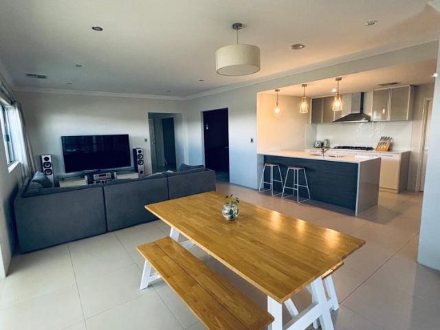 Room for rent in Karnup, Western Australia