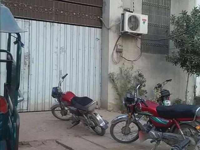 Commercial for rent in North West Frontier Province