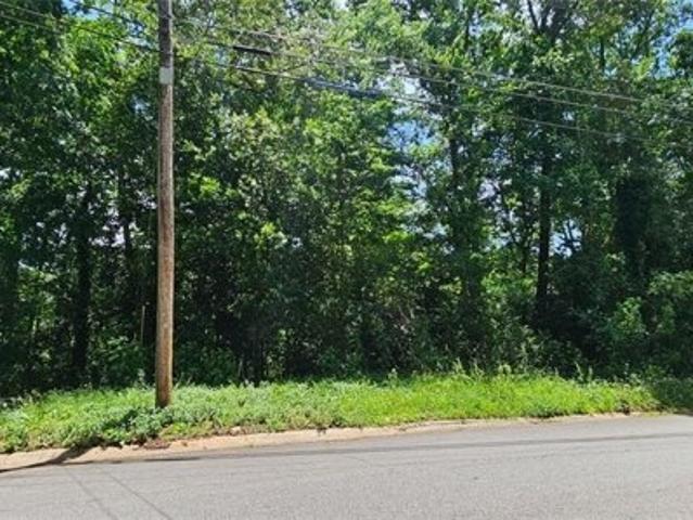 Land for sale in Lilburn