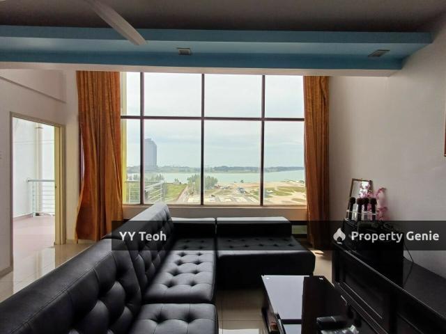 Duplex for sale in Malaka