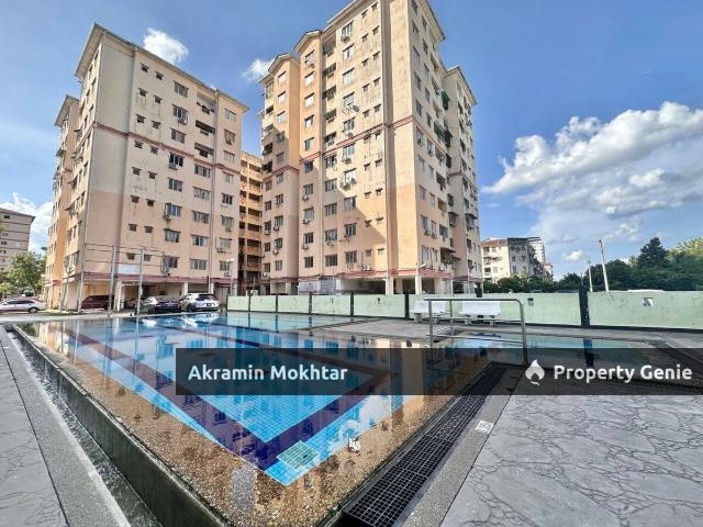 Apartment for sale in Tanjong Sepat, Selangor