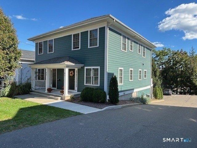 House for sale in Fort Trumbull, Milford