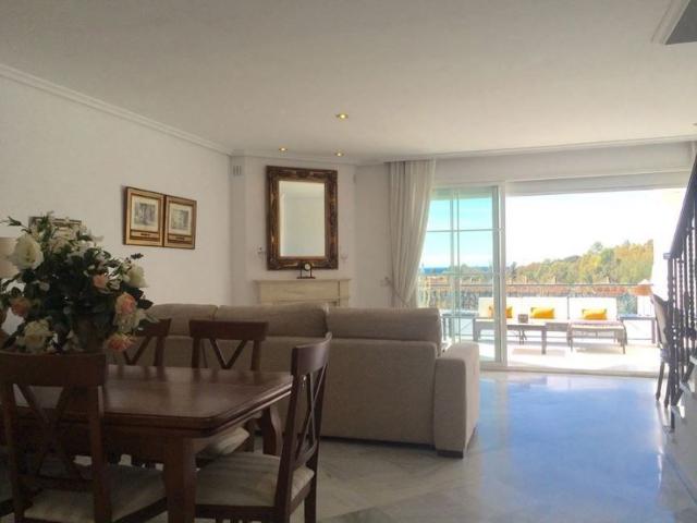 Apartamento en alquiler en El Vicario, Costa del Sol Occidental