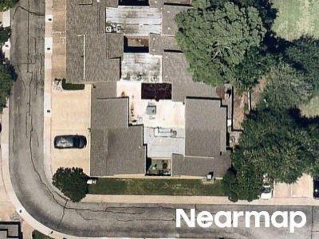 Townhouse for sale in Farmers Branch, Texas