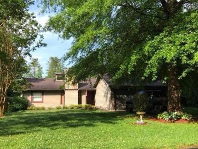 House for sale in Fletcher