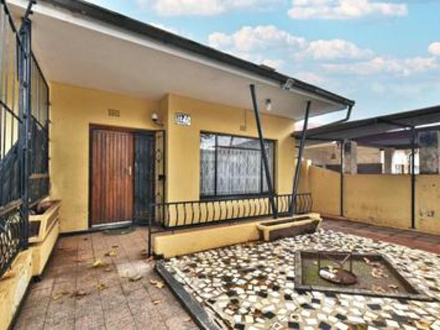House for sale in Vosloorus, Gauteng