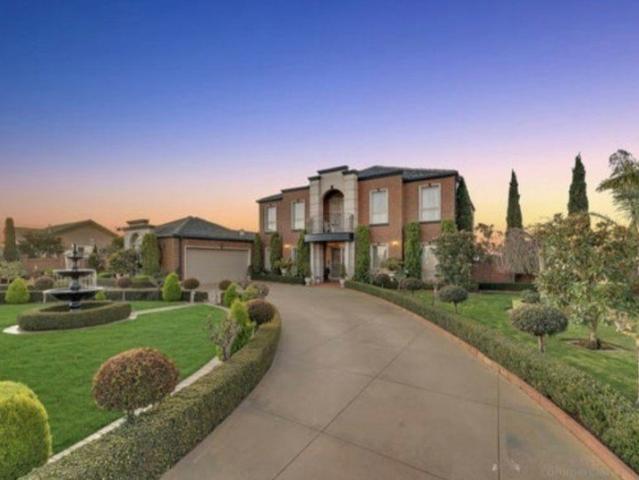 Cottage for sale in Camerons Creek, Victoria