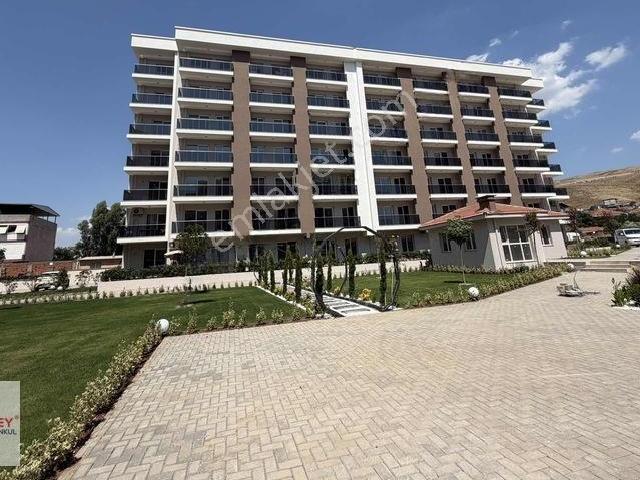 Çiğli, İzmir içerisinde satılık mülk