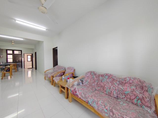 Property for sale in Malaka