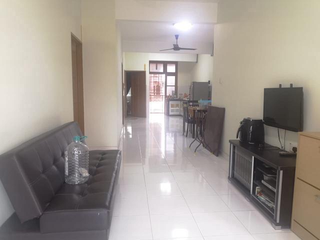 Condominium for sale in Malaka